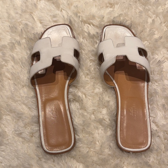 Hermes White Leather H Slide Sandals - Picture 1 of 3